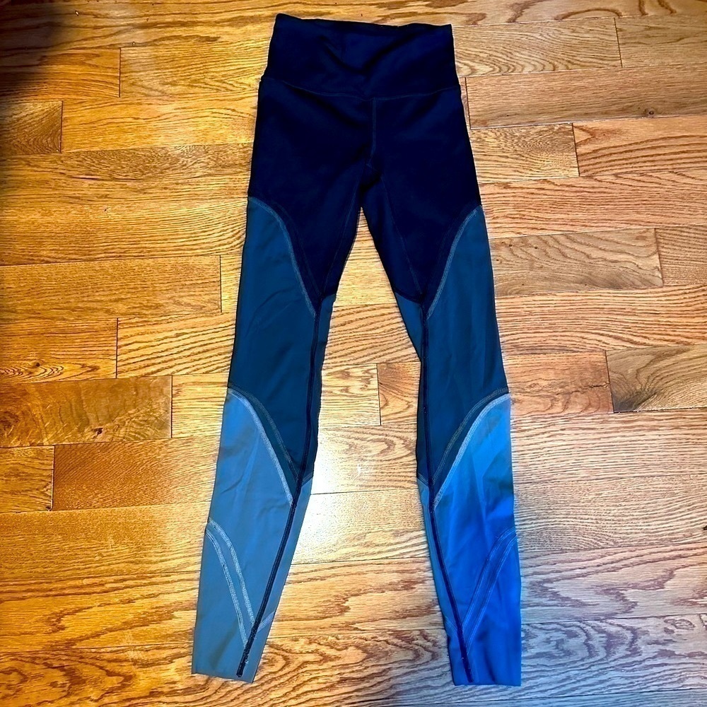 LULULEMON tights